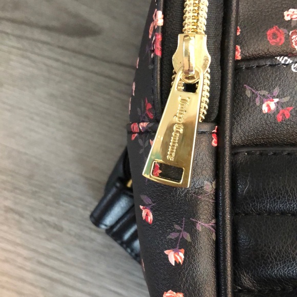 Juicy Couture Ditsy Rose Black Pretty Bow Faux Leather Backpack NWT - Picture 6 of 16